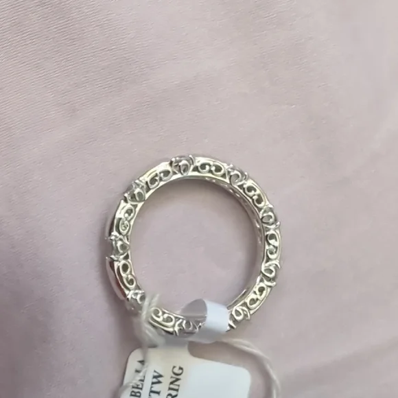 Vanna Silver Ring with Shimmering Stones - Picture 5 of 6